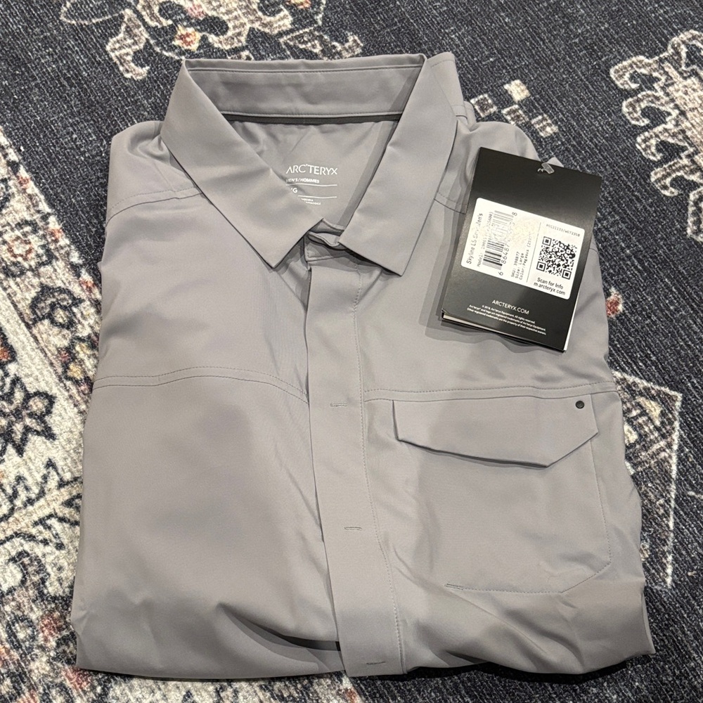 Arc'teryx Men's Casual Button Down in Light Gray